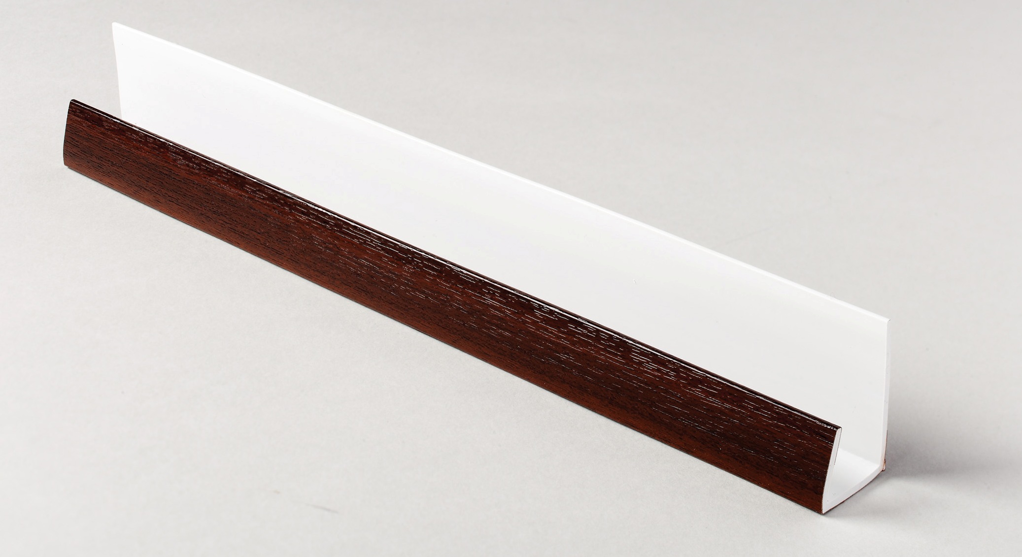 Universal Channel Trim  for Cladding 5m Mahogany