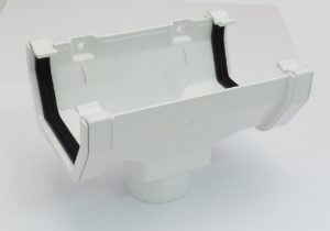 White Running Outlet 117mm Square