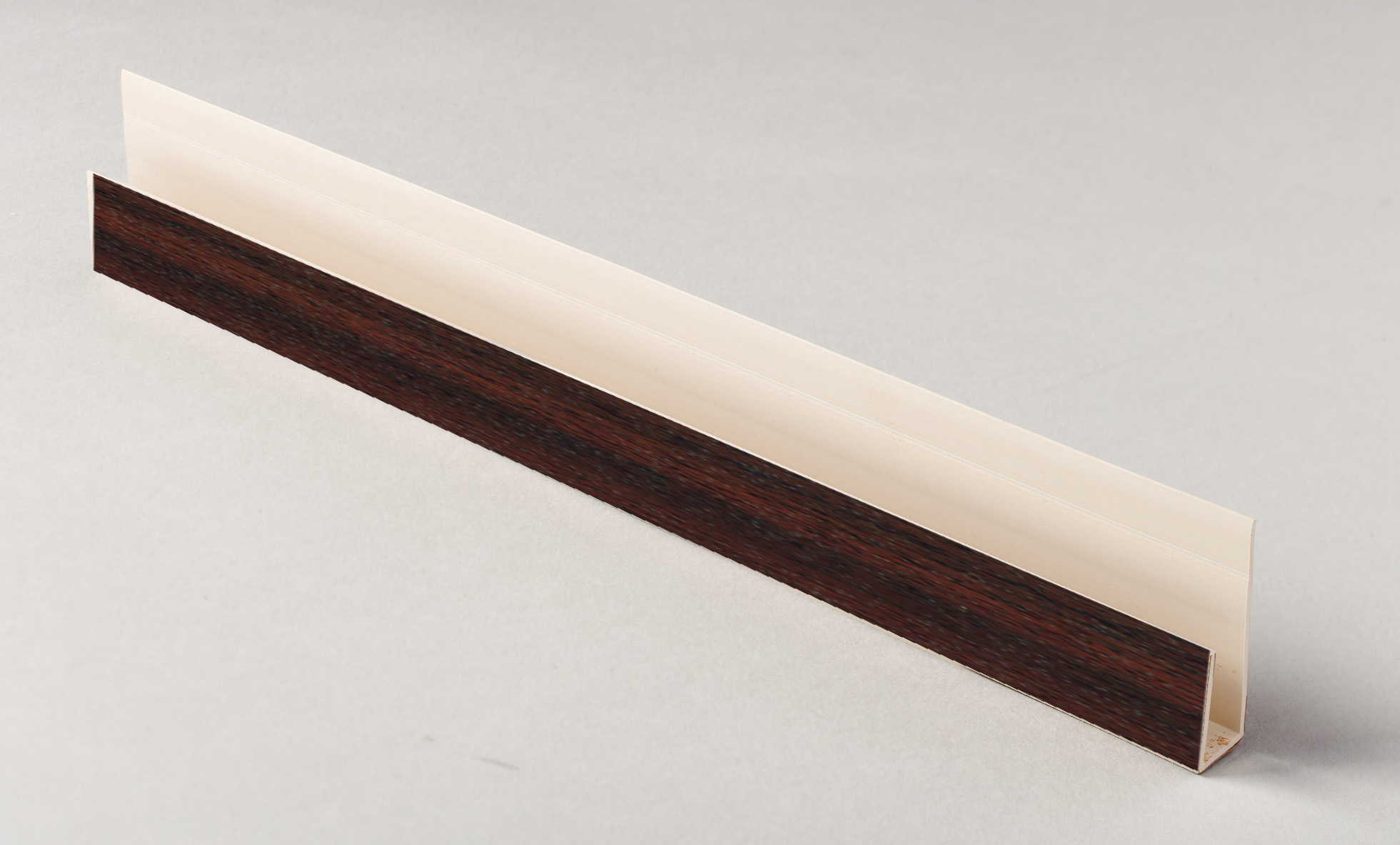 Soffit Edge Channel J Trim 5m Mahogany